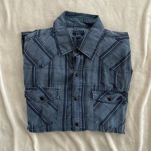 Converse Button Down